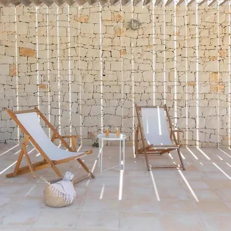 Majoli 9, Emma Vila Noto